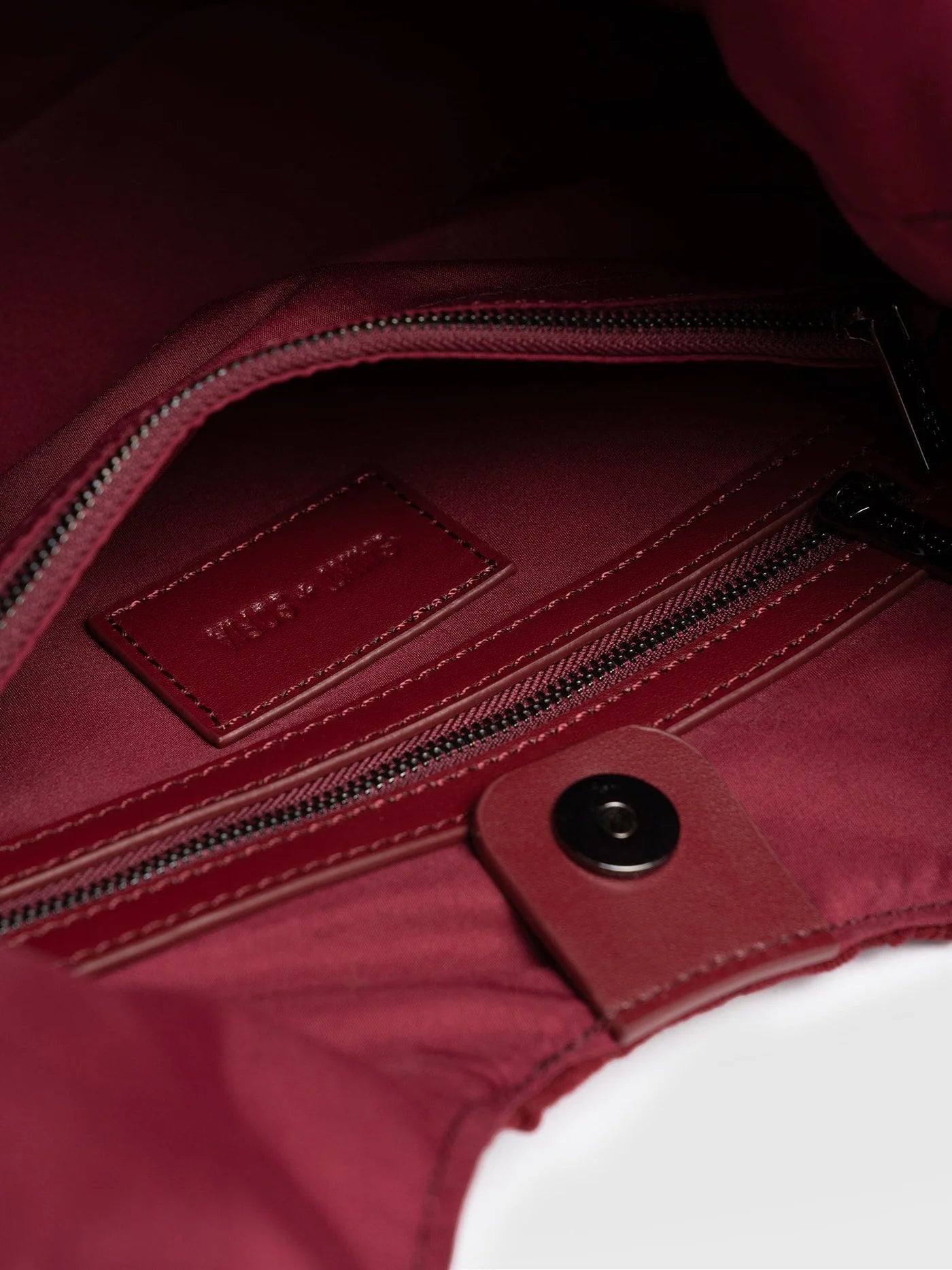 Saint + Sofia - Soho Shoulder Tote Bag - Burgundy